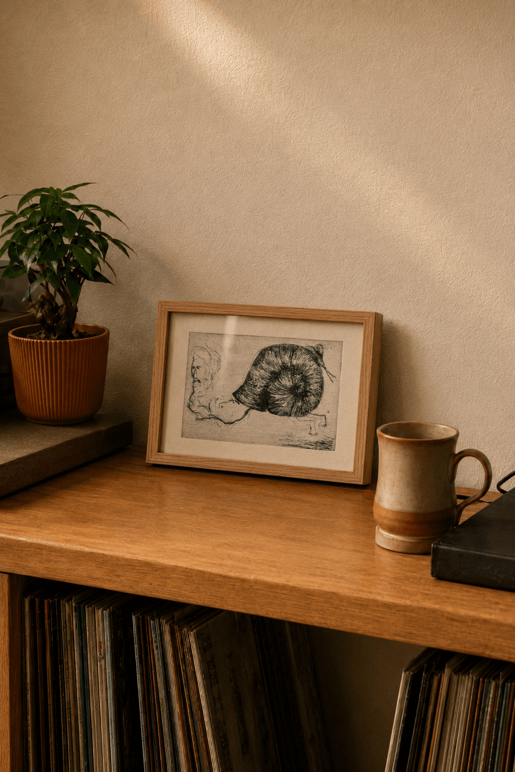 išsilaisvinimas / freedom — framed in interior